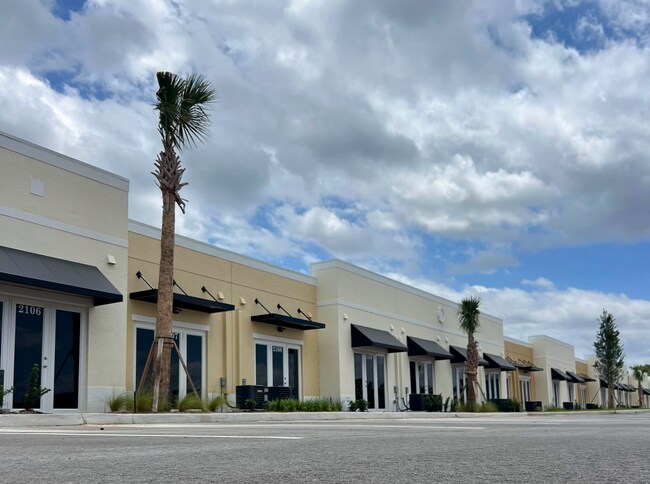 Plus de détails pour 205 Coastal Ln, West Melbourne, FL - Local d'activités, Industriel à louer
