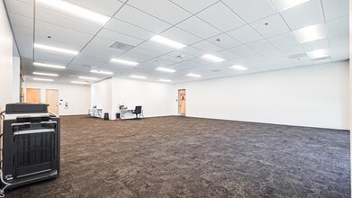 14935 Limonite Ave, Eastvale, CA for lease Interior Photo- Image 2 of 14