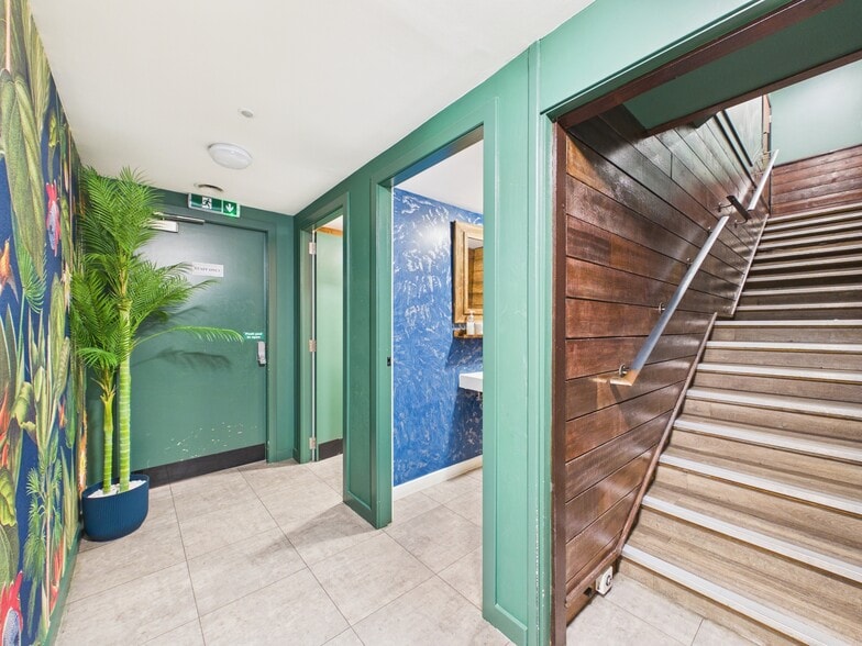 261-263 Union St, Aberdeen for lease - Interior Photo - Image 2 of 6