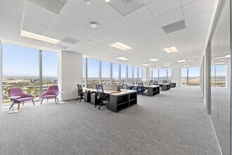 400 Spectrum Center Dr, Irvine, CA for lease Interior Photo- Image 2 of 6