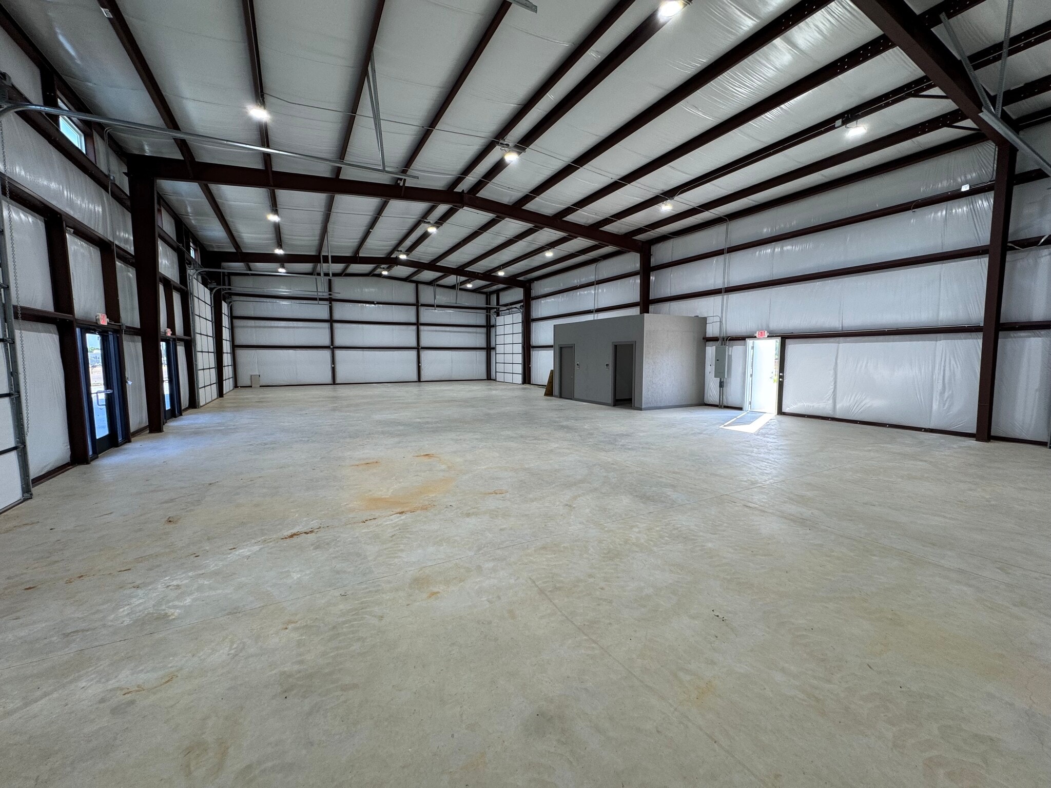 200 Boyd Business Pky, Boyd, TX for lease Interior Photo- Image 1 of 7