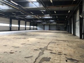 Local d'activités dans Vénissieux à vendre Photo intérieure- Image 1 de 5