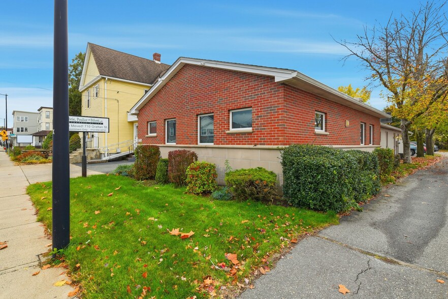 641 Grattan St, Chicopee, MA for lease - Building Photo - Image 3 of 28