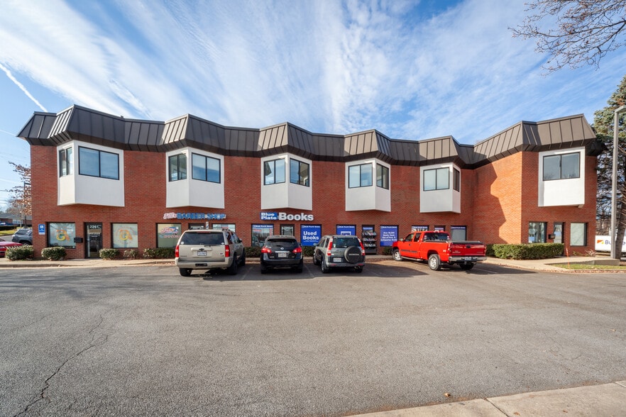 2251-2281 Valley Ave, Winchester, VA à louer - Photo du bâtiment - Image 2 de 5