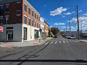 72 Van Dyke St, Brooklyn, NY for lease Interior Photo- Image 2 of 8