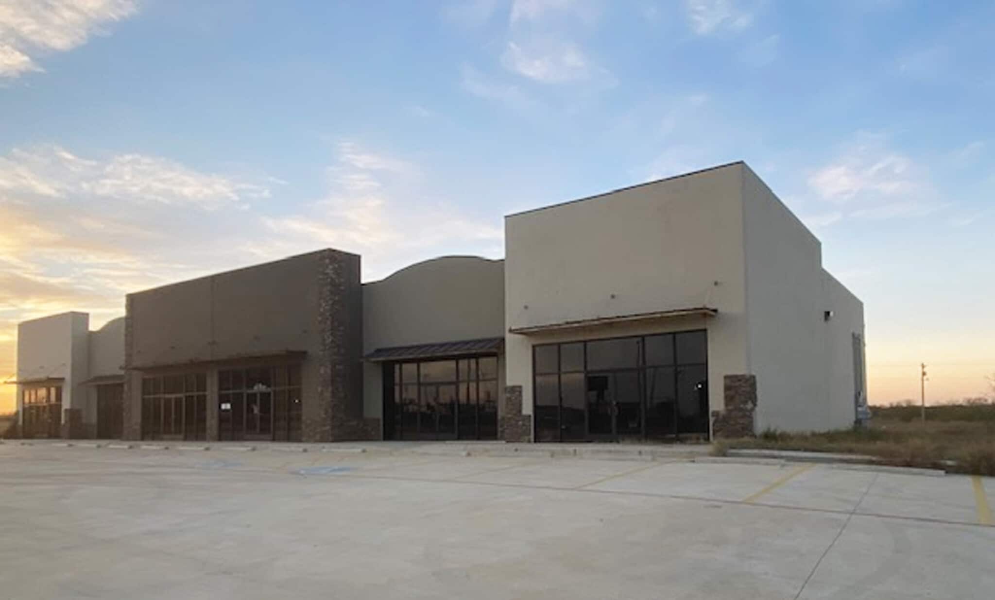 90 Access dr, Cotulla, TX for lease Interior Photo- Image 1 of 1