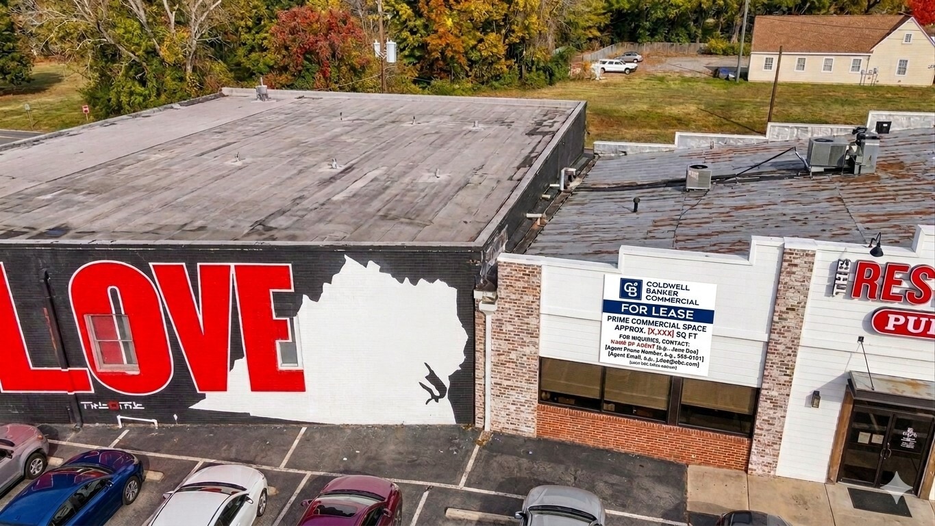 303 Queen St, Tappahannock, VA for lease Primary Photo- Image 1 of 12