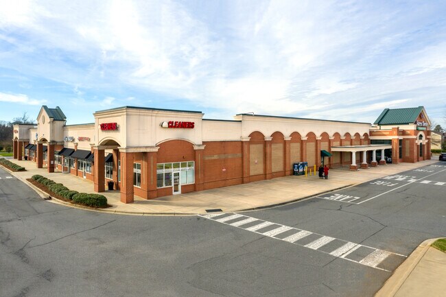 More details for 5706 Wyalong Dr, Charlotte, NC - Retail for Lease