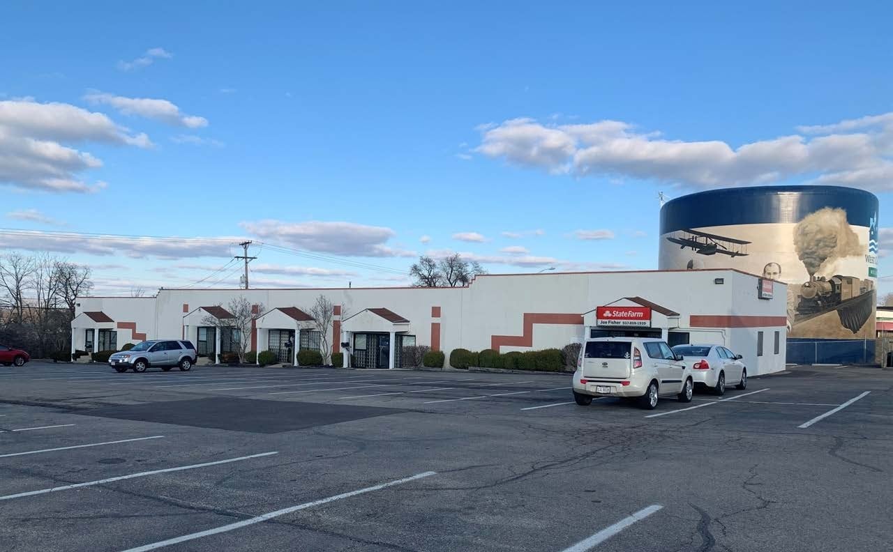 902-930 Watertower Ln, West Carrollton, OH for lease Building Photo- Image 1 of 5