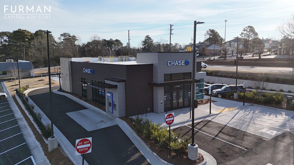 2300A Decker Blvd, Columbia, SC à vendre - Photo du bâtiment - Image 2 de 7