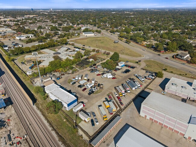 More details for 3104 S Rigsbee Dr, Plano, TX - Industrial for Sale
