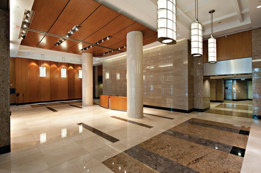 1750 Pennsylvania Ave NW, Washington, DC à louer - Hall d’entrée - Image 2 de 6