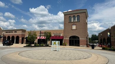 7020-7355 Heritage Square Dr, Granger, IN for lease Building Photo- Image 1 of 11