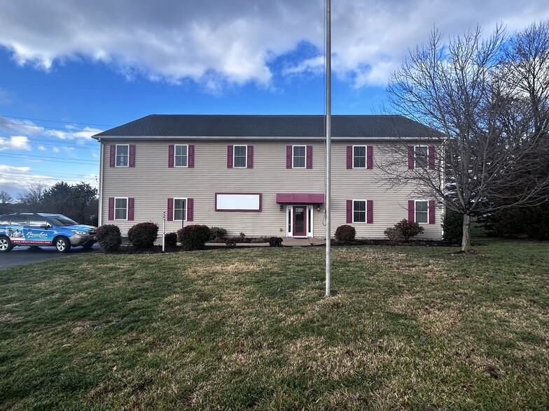 6008 Fair Oaks Dr, Frederick, MD à vendre - Photo du bâtiment - Image 1 de 1