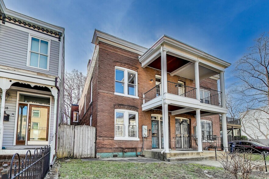 212 Elm St NW, Washington, DC à vendre - Photo du bâtiment - Image 2 de 50