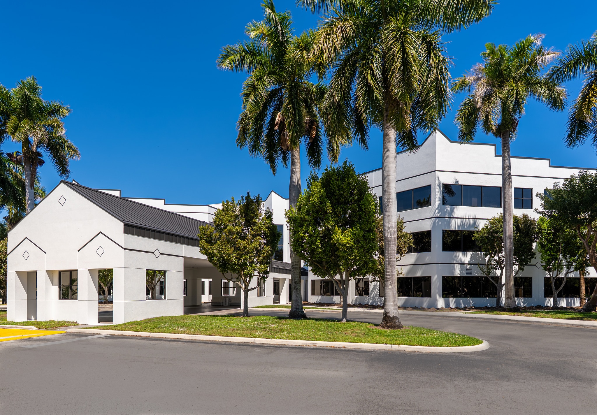1905 Clint Moore Rd, Boca Raton, FL for lease Primary Photo- Image 1 of 4