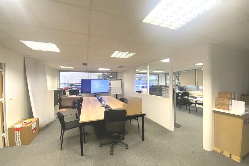 Bureau dans Saint-Jean-de-Védas à louer Photo intérieure- Image 1 de 7