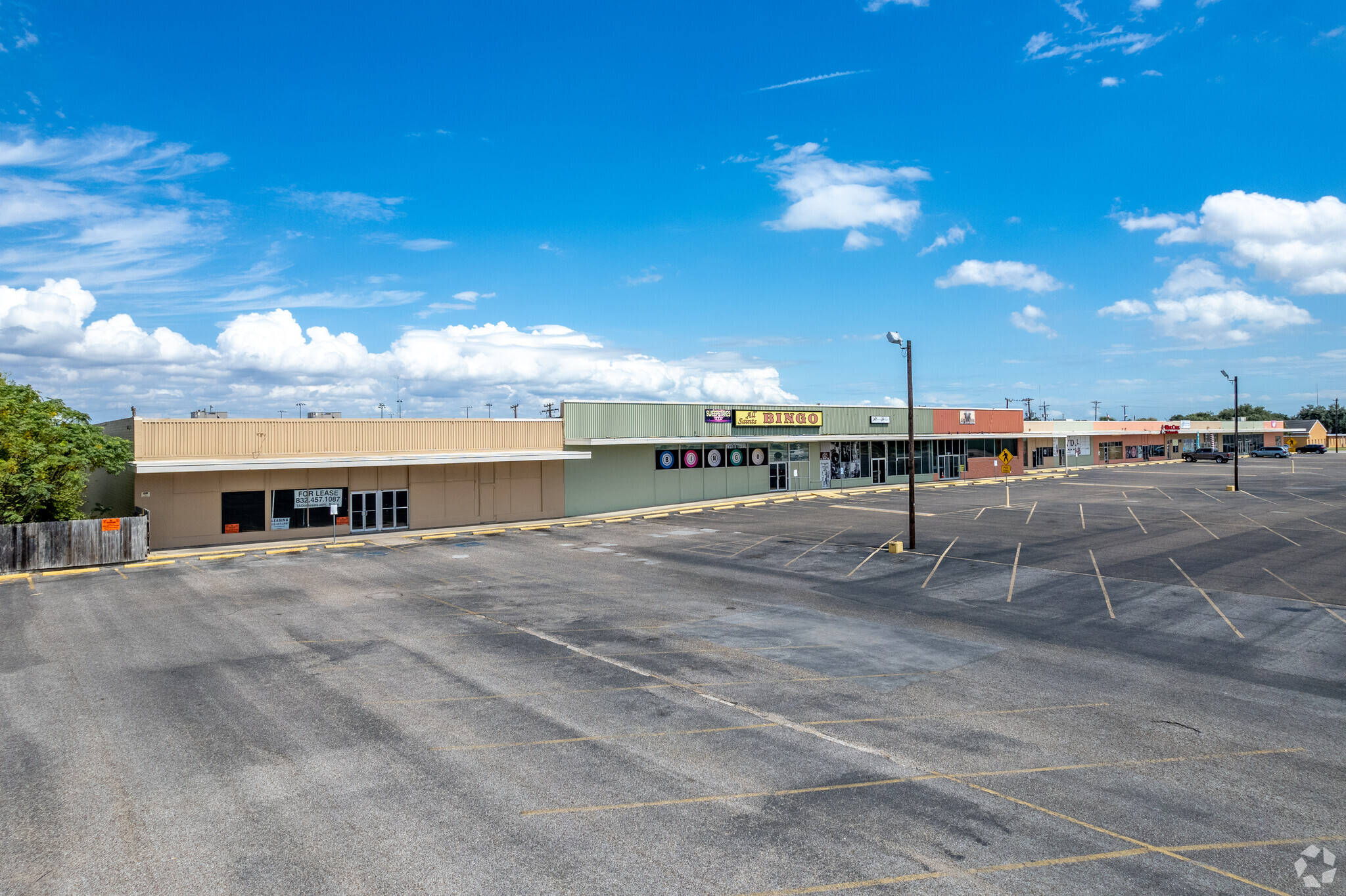 9800 Leopard St, Corpus Christi, TX for lease Building Photo- Image 1 of 12