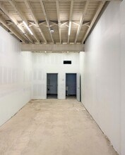 142 N Franklin St, Hempstead, NY à louer Photo intérieure- Image 2 de 3