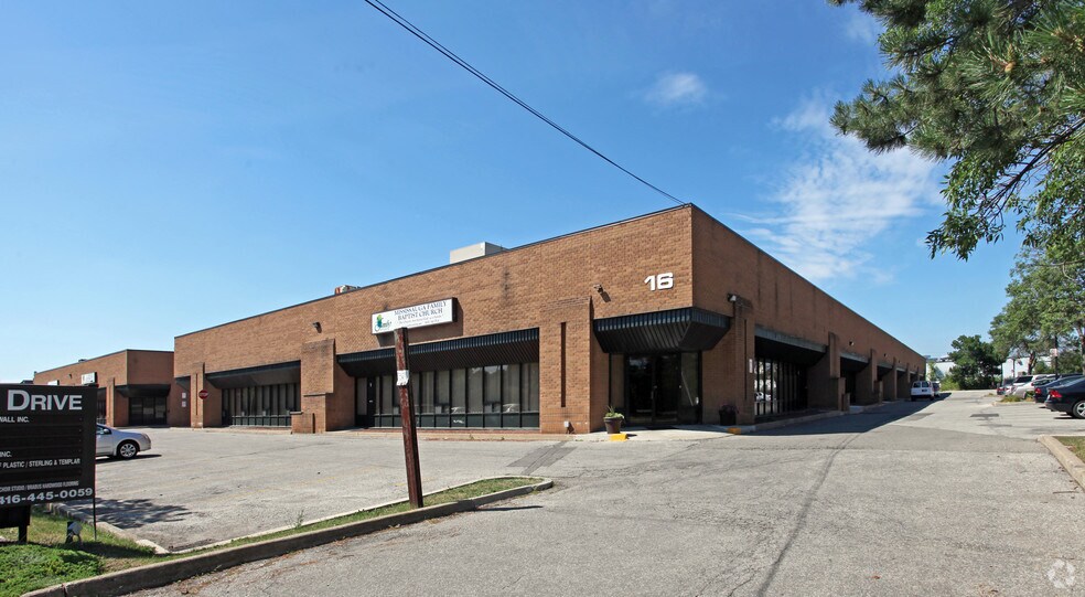 16 Falconer Dr, Mississauga, ON for lease - Building Photo - Image 2 of 6