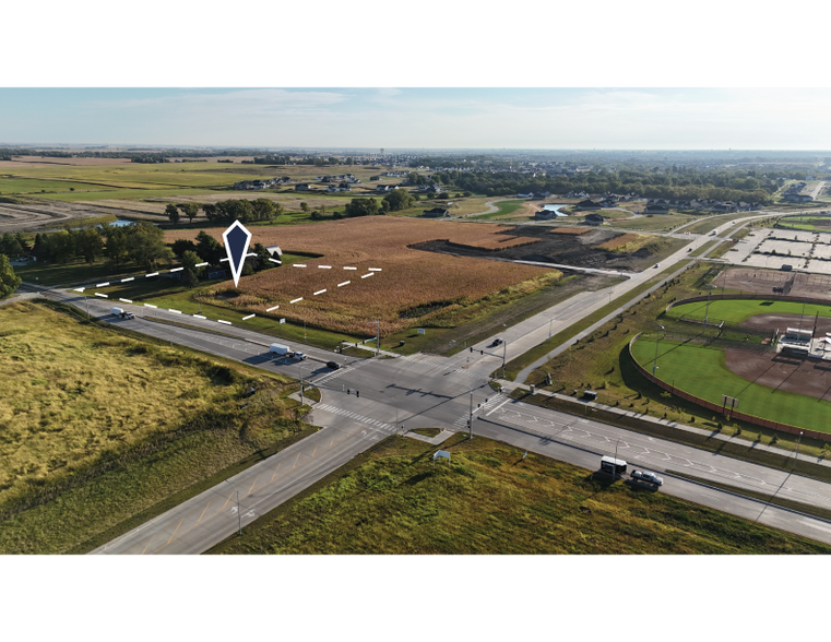 Douglas, Waukee, IA à vendre - Photo du bâtiment - Image 1 de 6