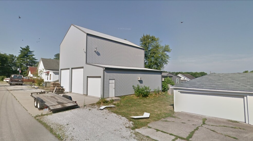 205 S 5th St, Francisco, IN for sale - Building Photo - Image 1 of 14