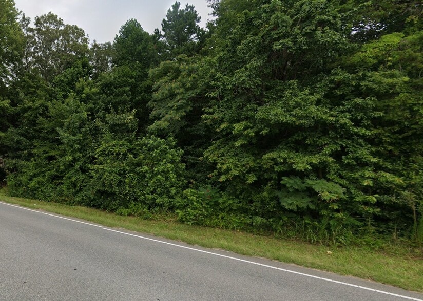 3408 Lewiston, Greensboro, NC for lease - Building Photo - Image 1 of 1