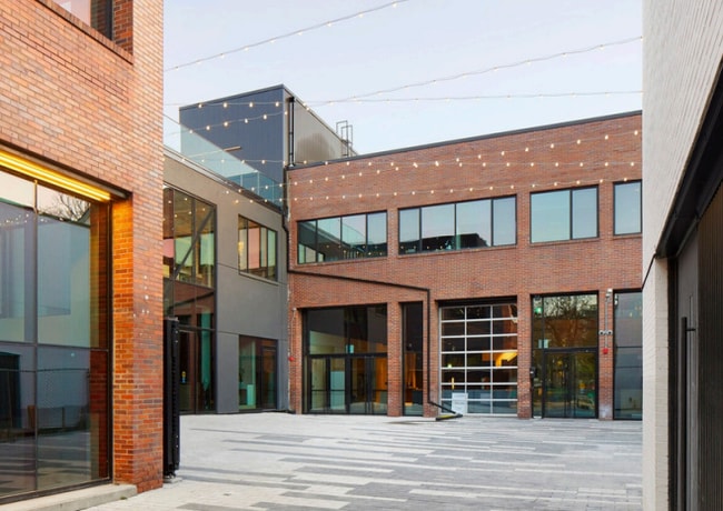 More details for 946-952 Queen St W, Toronto, ON - Office/Retail for Lease