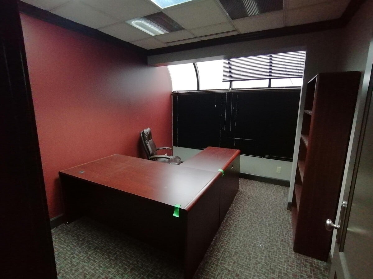 6660 Graybar Rd, Richmond, BC V6W 0A5 - Unité 100 -  - Photo intérieure - Image 2 of 8