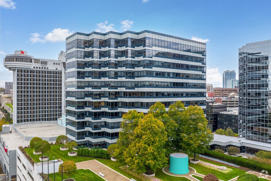 263 Tresser Blvd, Stamford, CT à louer - Photo du bâtiment - Image 2 de 5