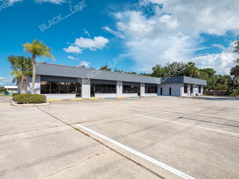 2290-2298 W Airport Blvd, Sanford, FL for sale - Building Photo - Image 2 of 13