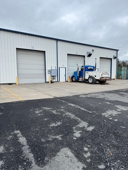 345 Estep Rd, Stephens City, VA for sale - Building Photo - Image 2 of 8