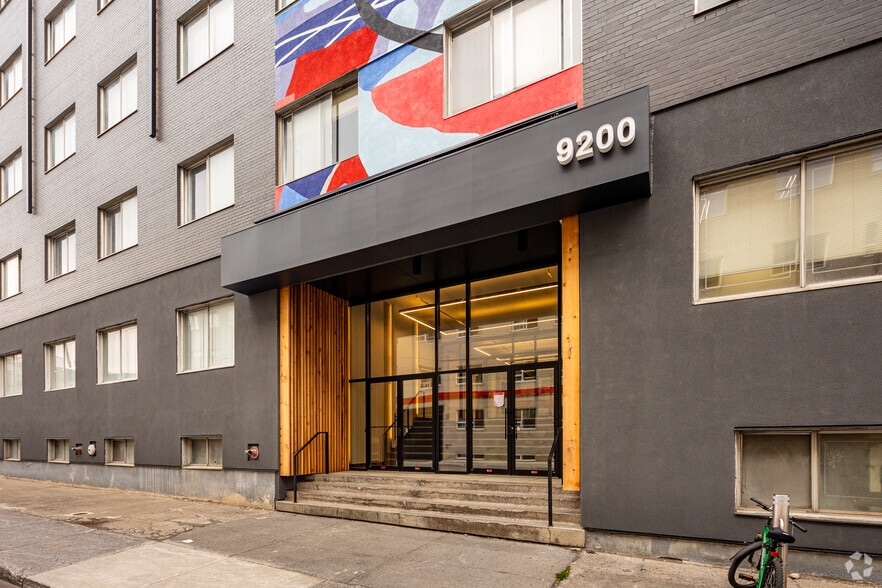 9200 Rue Meilleur, Montréal, QC à louer - Photo du bâtiment - Image 3 de 8