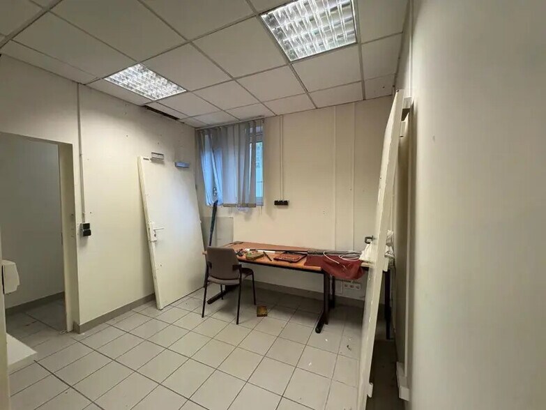 Commerce de détail dans Nantes à vendre - Photo du bâtiment - Image 2 de 5
