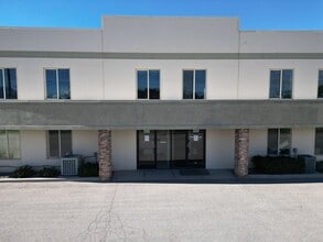 14621 S 800 W, Bluffdale, UT for lease Interior Photo- Image 1 of 17