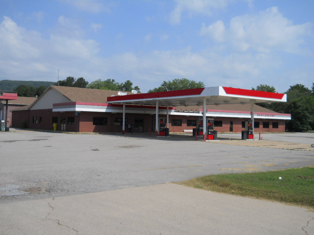 901 SW 282 Hwy, Mountainburg, AR for sale Building Photo- Image 1 of 1