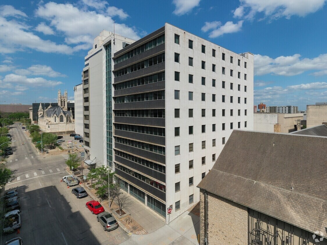 807 Brazos St, Austin, TX à louer Photo du bâtiment- Image 1 de 18