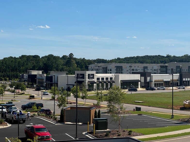 125 Stadium Way, Madison, AL for lease - Building Photo - Image 3 of 5