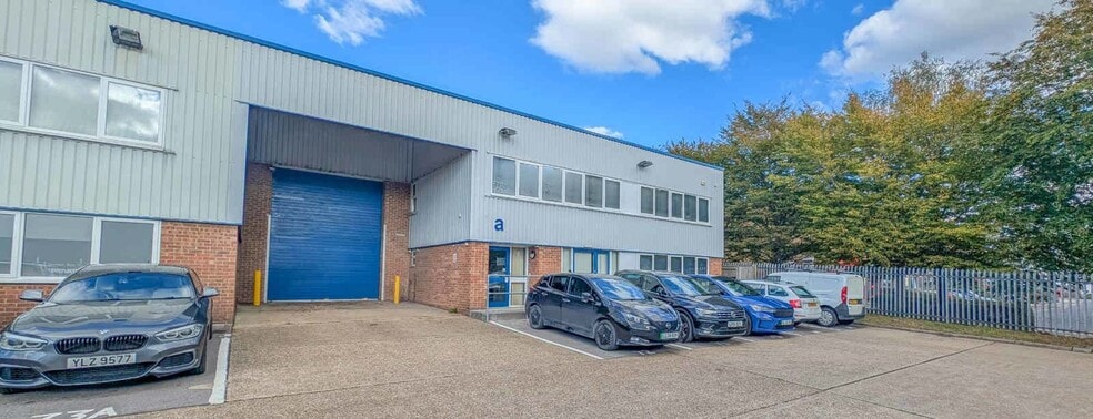 Hedge End, Southampton for lease - Building Photo - Image 2 of 3