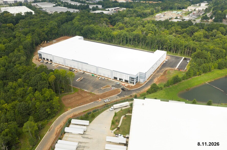 10203 Pineville Distribution St, Pineville, NC à louer - Photo du bâtiment - Image 3 de 4