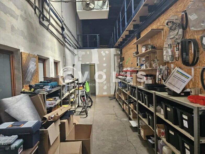 16-32 Rue Du Buisson Aux Fraises, Massy à louer - Photo du bâtiment - Image 2 de 12