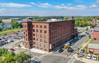 Plus de détails pour 701 River St, Troy, NY - Bureau, Commerce de détail à louer