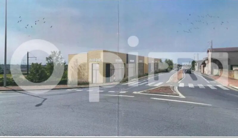 Retail in Limas for lease Building Photo- Image 1 of 5