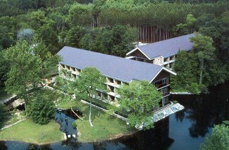 Plus de détails pour 1 Glendinning Plz, Westport, CT - Bureau, Bureau/Commerce de détail à louer