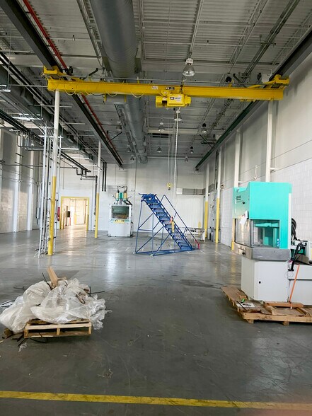 1721 White Horse Rd, Greenville, SC for sale - Interior Photo - Image 2 of 3