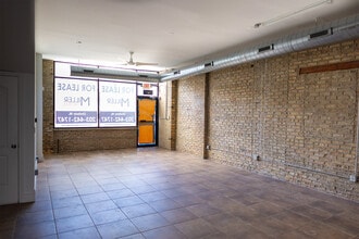 2643 W Armitage Ave, Chicago, IL for lease Interior Photo- Image 2 of 8