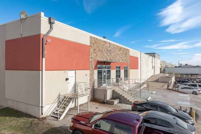 More details for 910 10th St, Plano, TX - Multiple Space Uses for Lease