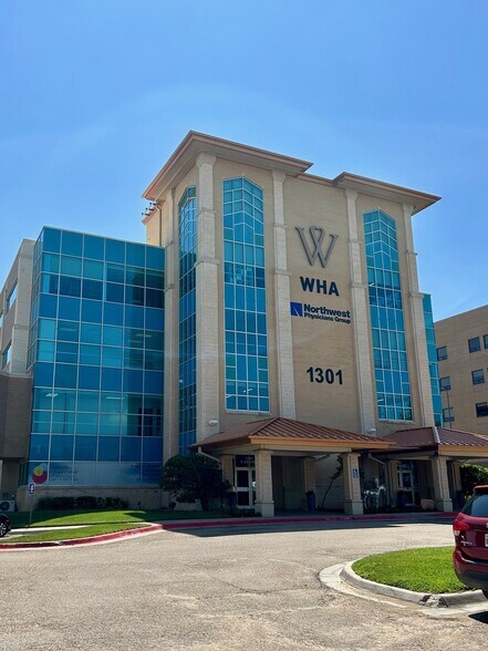 1301 S Coulter St, Amarillo, TX à louer - Photo du bâtiment - Image 2 de 14