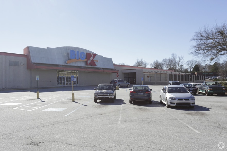 111-129 W Butler Rd, Mauldin, SC for lease - Building Photo - Image 3 of 10