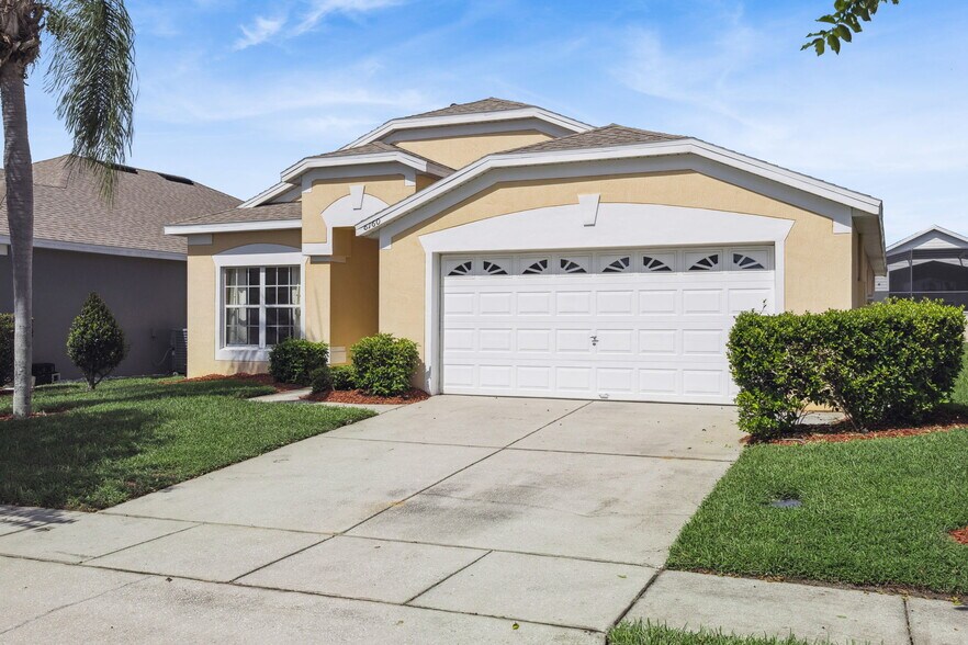 8160 Fan Palm Way, Kissimmee, FL à vendre - Photo du bâtiment - Image 3 de 27